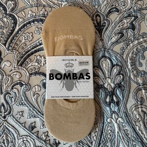 Bombas Beige Invisible Socks Medium NWT
